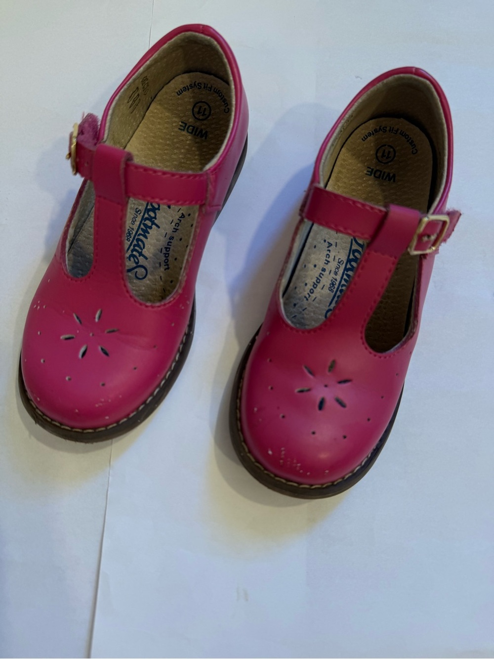 L'Amour Magenta T-Strap Dress Shoes